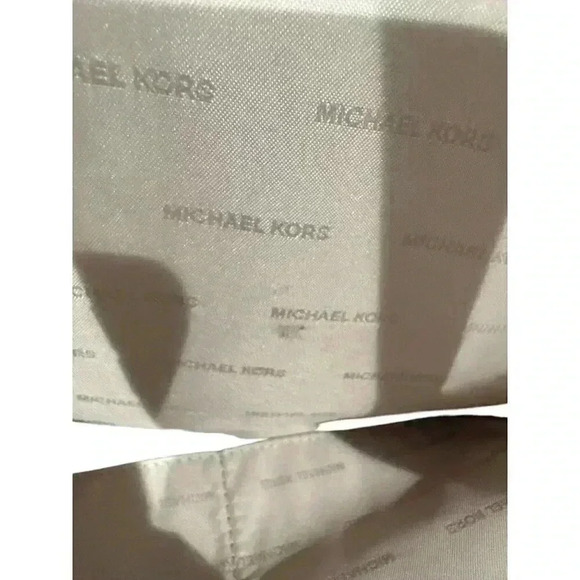 Michael Michael Kors Frame Out Large North South Tote in Oyster, Pre-Owned - Picture 11 of 14